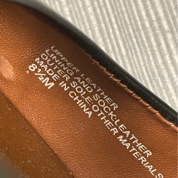 Banana Republic Black Leather Peep Toe Cone Heels 8.5M - Picture 7 of 10